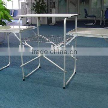 Folding multifunctional picnic table