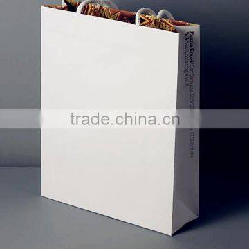 customize and design white paper bag with factory price shopping bag