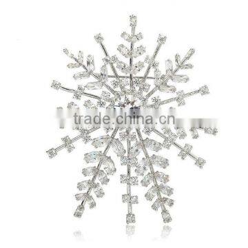 Platinum Plated Designer Christman Snow Flake Brooch With AAA+ Cz Micro Pave Setting for Women and Men