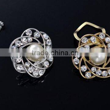 flower shape alloy crystal rhinestone scarf clip brooch pin