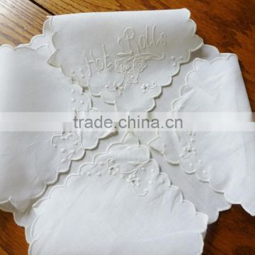 Vintage Cutwork Embroidered Linen Hot Roll Biscuit Cosy Cover