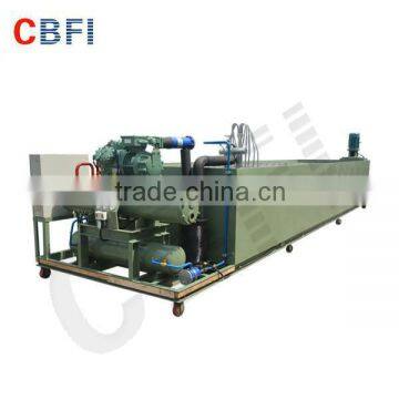 Containerized ice block machines 5000kg with crane system