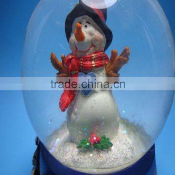 New Design Resin Snoopy Water Globe Crafts Ornaments photo-2