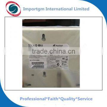 Ruckus ZoneFlex R700 Dual-band 802.11abgn/ac Wireless Access Point photo-2