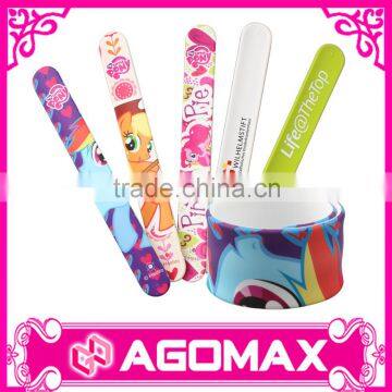 Customized cartoon logo print silicone wrist band slap bracelet
