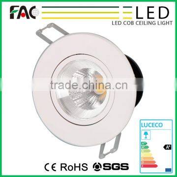 Efficient and environmentally friendly bathroom ceiling heat lamp