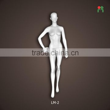 2023 hot fashion female mannequins sale for window display adjustable female dolls