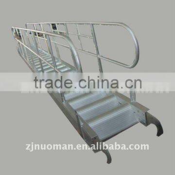 13M aluminium gangway