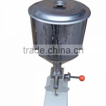 Small Bottle Shampoo Filling Machine 20ml photo-3
