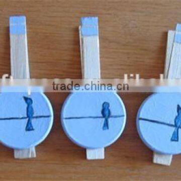 2017 Clips birds on a wire drawn on wooden clips made in China