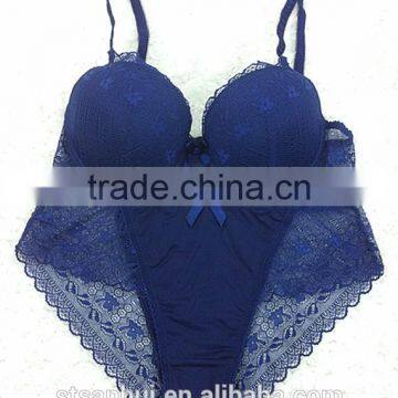 New Design Red Fancy Lace Ladies Sexy Women Panty and Bra Sets photo-5