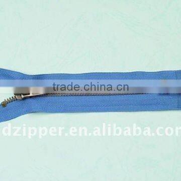 Two way open metal zipper