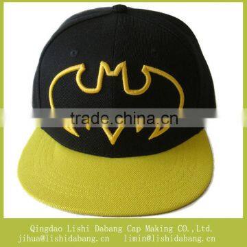 6-panel Batman Snapback Cap With 3D Embroidery photo-3