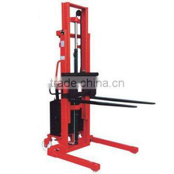 Straddle-leg semi-electric Stacker SPN15 A