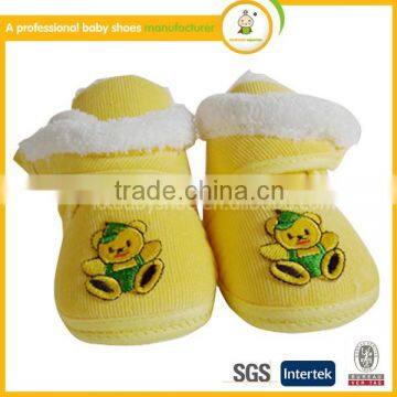 wholesale soft sole cute bear pattern hand made newborn fabric baby shoes