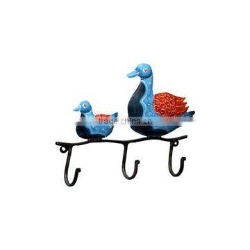 IRON PAINTED 2 DUCK HANGER 3 HOOK