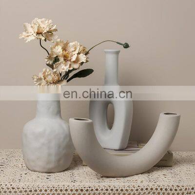 Wholesale unique geometric ceramic vase ins wine cabinet dining table  porcelain vases for home decor