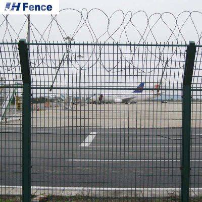 Galvanized PVC Stainless Steel Concertina Razor Barbed Wire Bto-22 Bto-60 Cbt-65 Fencing Wire Price photo-5