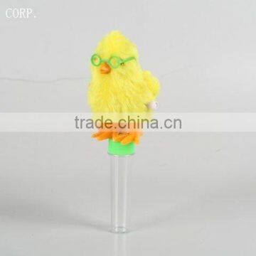 Wind up Hen with Glasses and Pipe