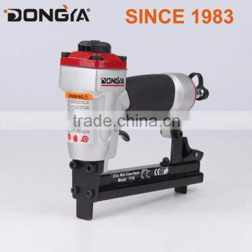 22 Ga. 7116 Furniture Staple Gun photo-2