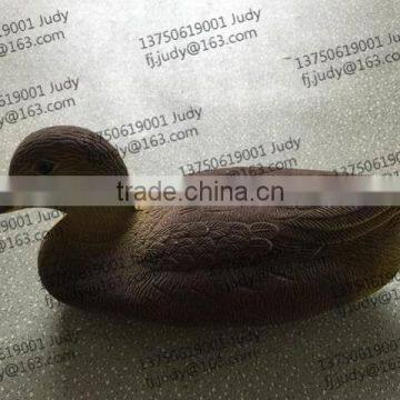 Plastic flocked floating hunting duck