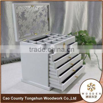 Mini Wooden Treasure Chest Jewelry Box Packaging Jewelry Box