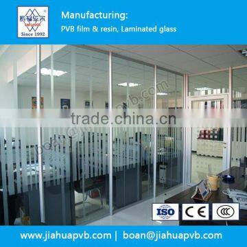 office partition wall with laminated glass