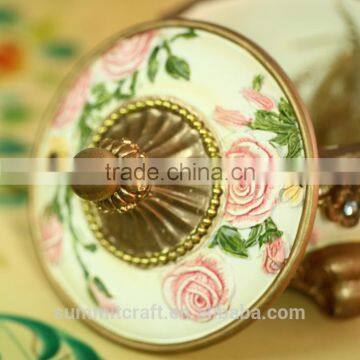 Relief Process Court Design Resin Wedding Favors and Gifts Trinket Box photo-2