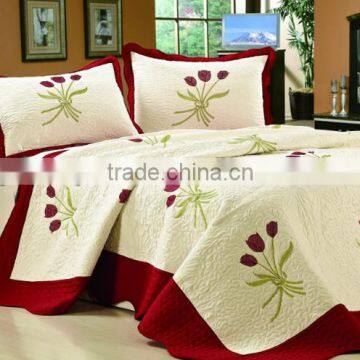 Microfiber Cotton Polyester Embroidery Quilt Sets/Bedspreads
