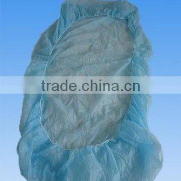 Disposable nonwoven bed cover for medical and surgical use