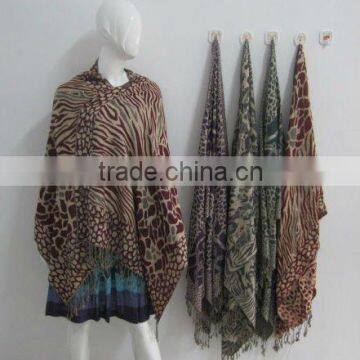 Korea Hot Jacquard Leopard Point Pashmina Shawl