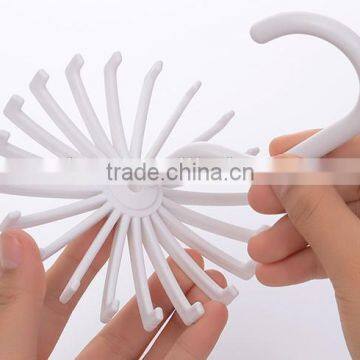 Round Plastic Scarf Hanger/Tie Hanger