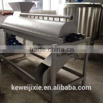 Plum seed removing machine