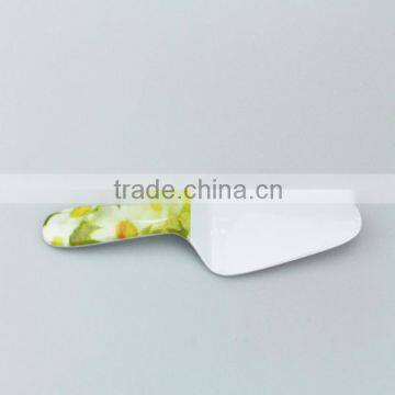 Portable eco friendly white plastic melamine cake shovel