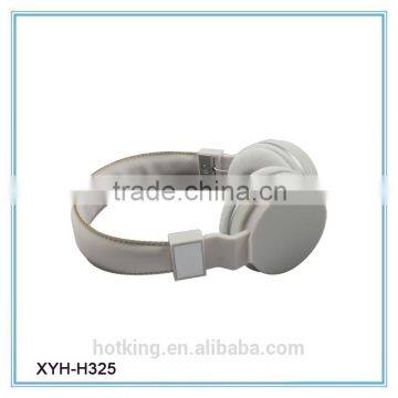 2015 High Quality and Best Stylish Custom Branded Headphone