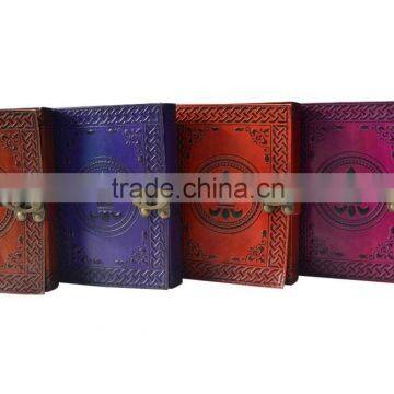 Many Color Leather Journal Embossed Journal With Metal Lock photo-3