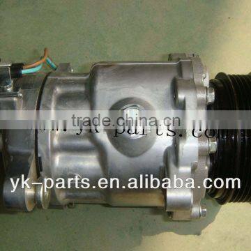 Auto Air Compressor for V. W (6V12 )