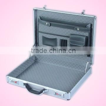 Delicate aluminum laptop case with 6 years' experience in production