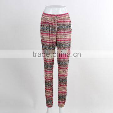 F5S30050 Women Aztec Printed Pants