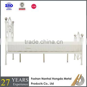 bed room furniture metal frame beds with glass finials