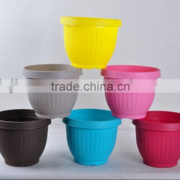 9"colored pots