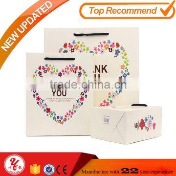 Delicate fashion gift packing paper bags and boxes for shopper