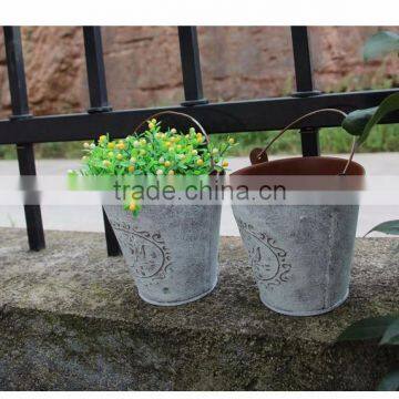 Guangxi Factory Hot Sale Living Room Decoration Metal Galvanized Embossed Flower Vase With Handle photo-4