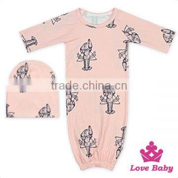 New Design Black Fabric Printed Feather Sleeping Bag With Fancy Hat Punjabi Suits In New Delhi photo-2