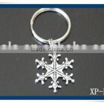 2014 fashion metal snowflake keychain