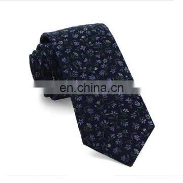 Floral Jacquard of hand made mens silk tie