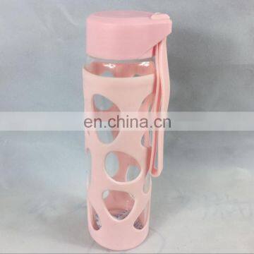 Wholesale BPA free sport glass water bottle with silicone sleeve