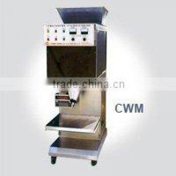 Automatic chips weighing filling machine