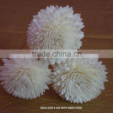 Decorative wooden flowers