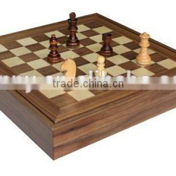 High Glossy Finish 2 in 1 Chess Set Wooden